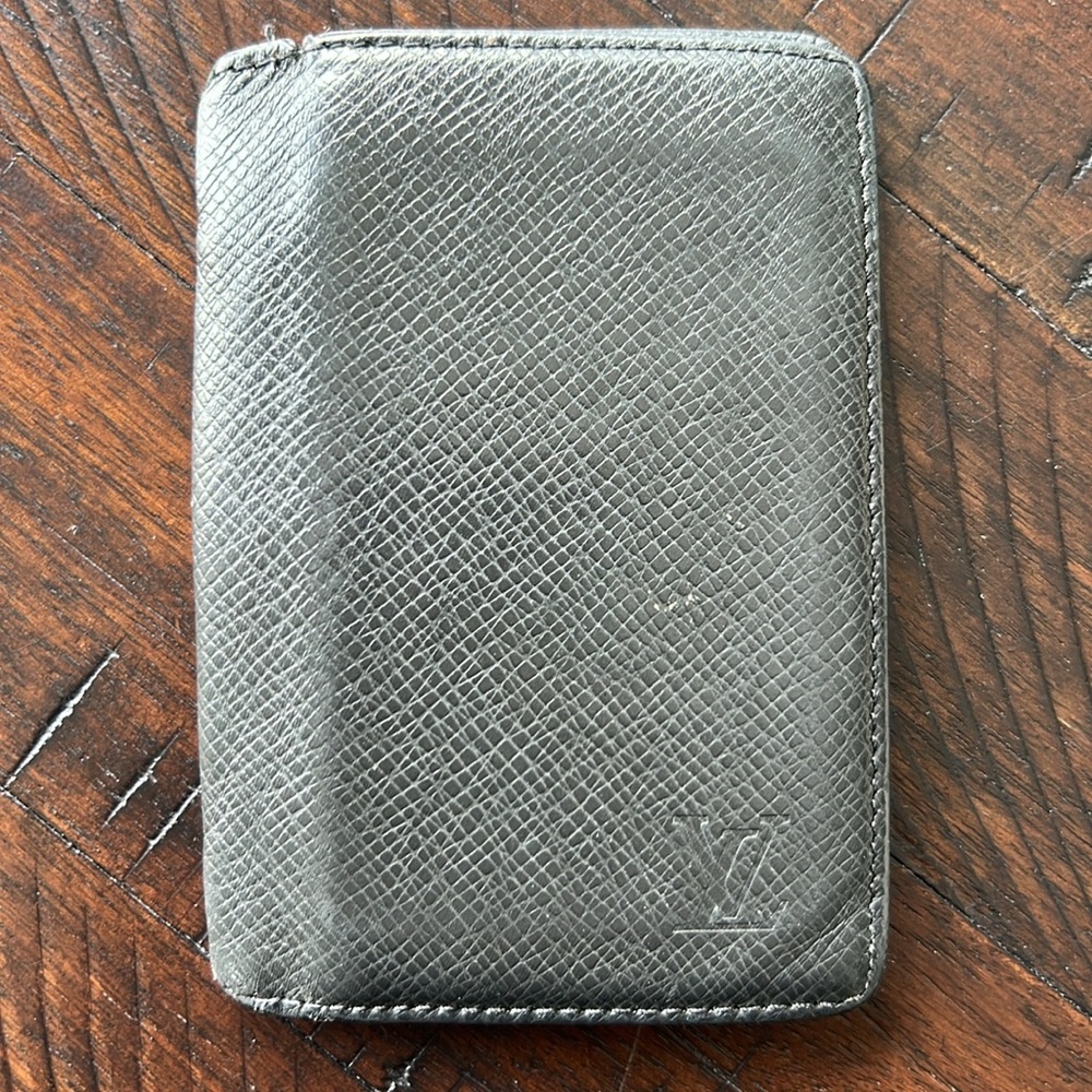 Louis Vuitton Black Taiga Leather Bifold Wallet